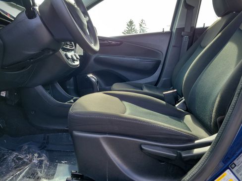 Used 2022 Chevrolet Spark LT image 16