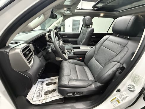 Used 2024 Toyota Sequoia Limited image 14