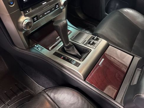 Used 2018 Lexus GX 460 Premium w/ Premium Package AWD/4WD image 23