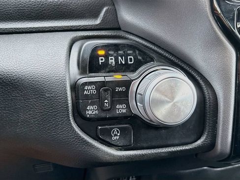 Used 2024 RAM 1500 Laramie AWD/4WD image 17