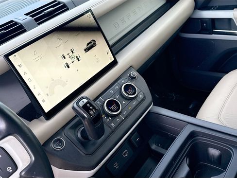 Used 2022 Land Rover Defender 110 XS Edition image 28