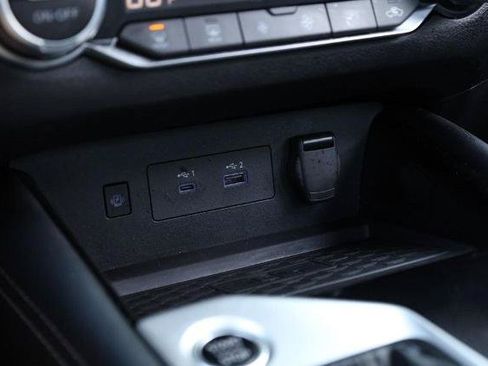 Certified 2025 Nissan Altima 2.5 SL FWD image 17