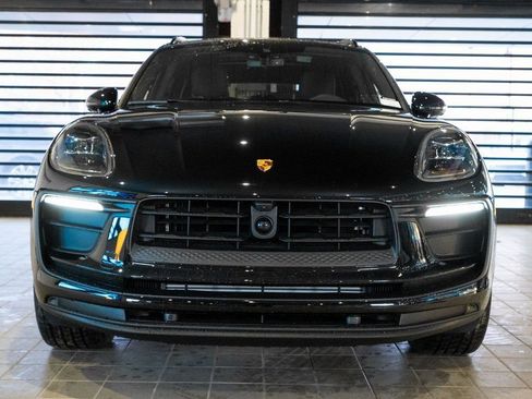 New 2026 Porsche Macan AWD/4WD image 7