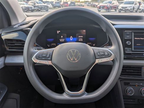 Used 2022 Volkswagen Taos S image 15