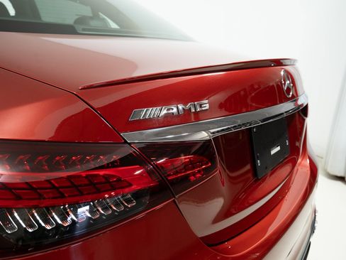 Used 2022 Mercedes-Benz E 53 AMG 4MATIC Sedan w/ Driver Assistance Package image 31