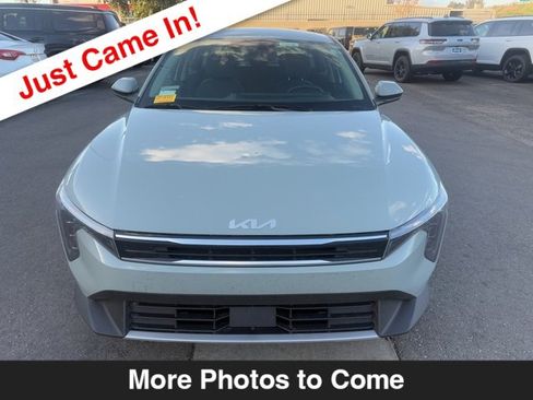 Used 2025 Kia K4 EX image 9