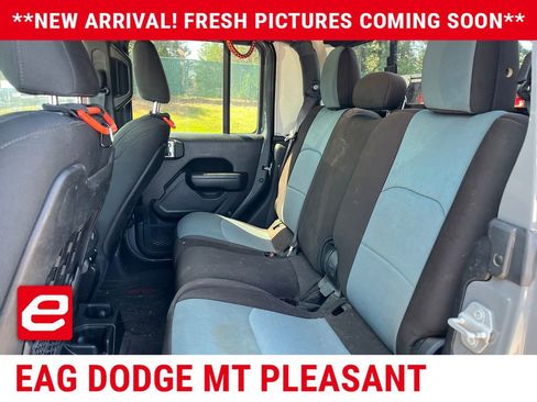 Used 2022 Jeep Gladiator Mojave w/ Cold Weather Group AWD/4WD image 14