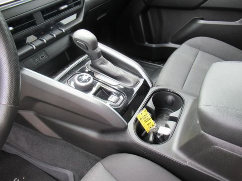 Used 2023 Chevrolet Colorado Trail Boss w/ LPO, Dark Essentials Package AWD/4WD image 18