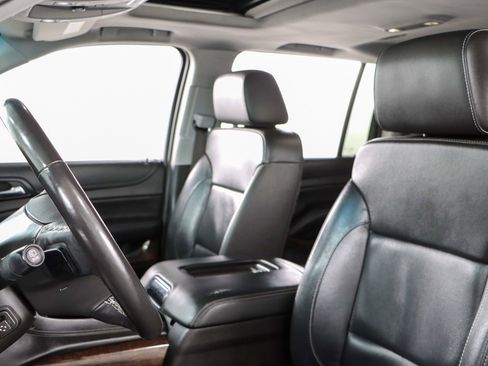 Used 2018 Chevrolet Suburban LT w/ Texas Edition Package image 28
