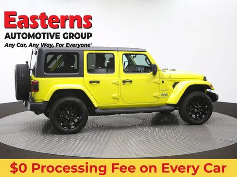 Used 2023 Jeep Wrangler Unlimited Sahara AWD/4WD image 43