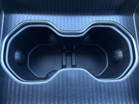 New 2026 Jeep Grand Cherokee Altitude AWD/4WD image 11