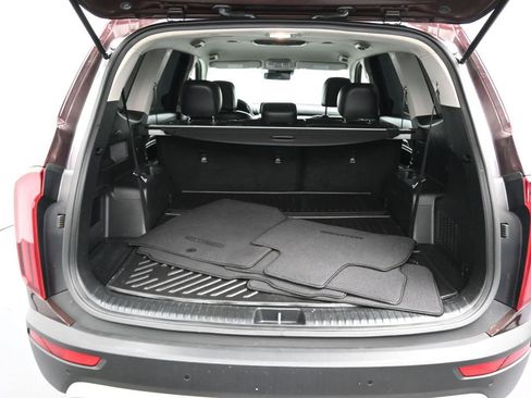 Certified 2022 Kia Telluride LX image 13