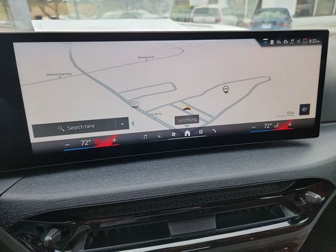 Certified 2025 BMW 330i xDrive Sedan w/ M Sport Package image 14