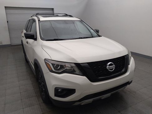 Used 2020 Nissan Pathfinder SL FWD image 14