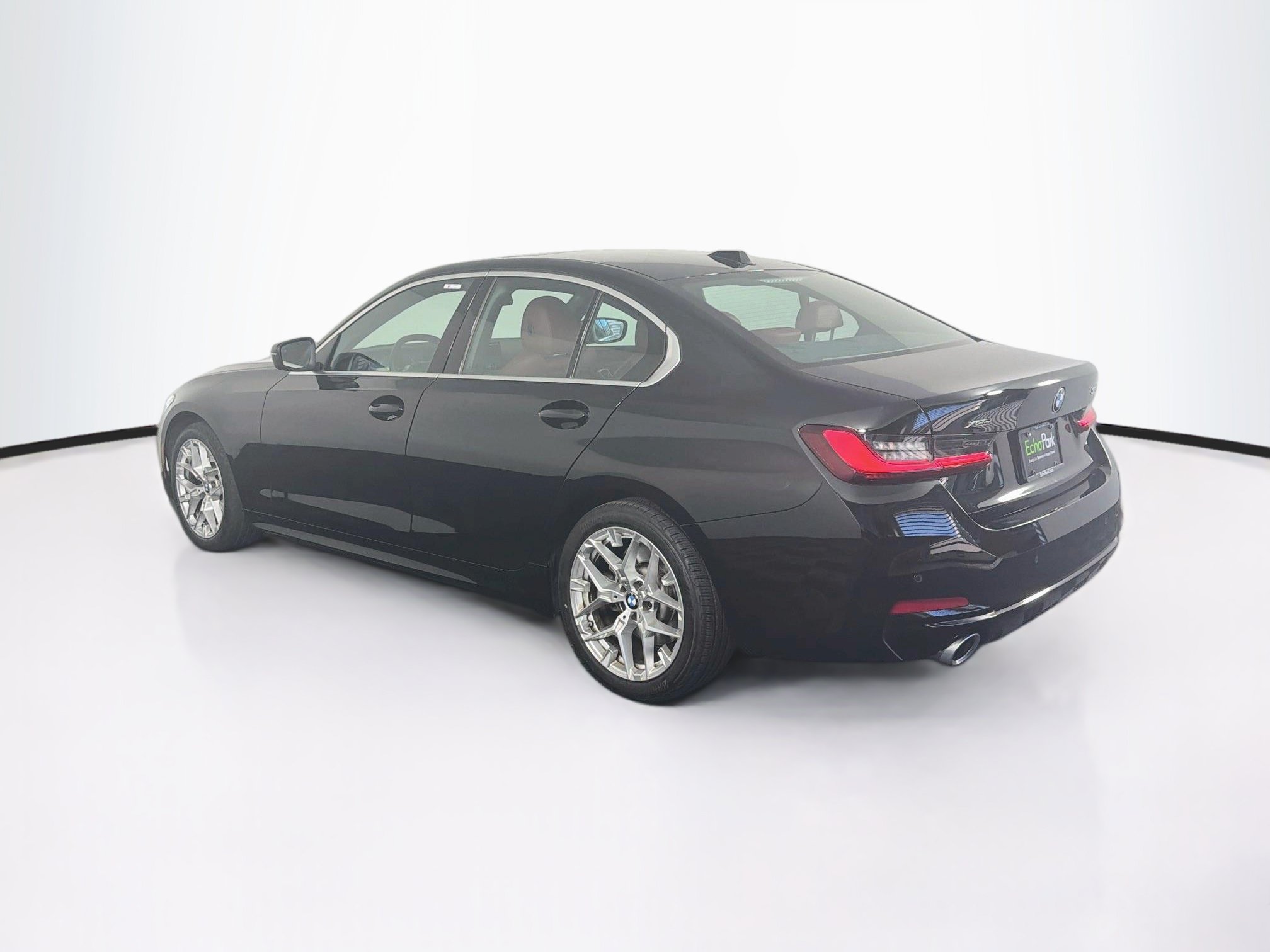 Used 2026 BMW 330i xDrive Sedan AWD/4WD image 5