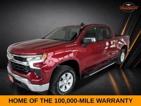 Used 2022 Chevrolet Silverado 1500 LT w/ Convenience Package II AWD/4WD image 1