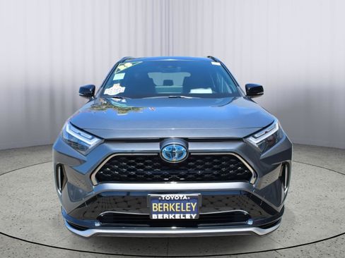 Used 2023 Toyota RAV4 XSE w/ Weather Package AWD/4WD image 3