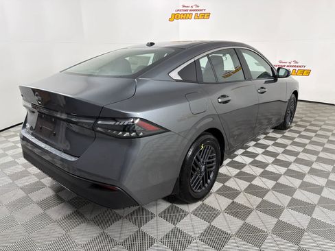 New 2026 Nissan Sentra SV w/ Floor Mat Package image 7