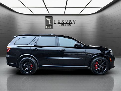 Used 2023 Dodge Durango SRT image 9
