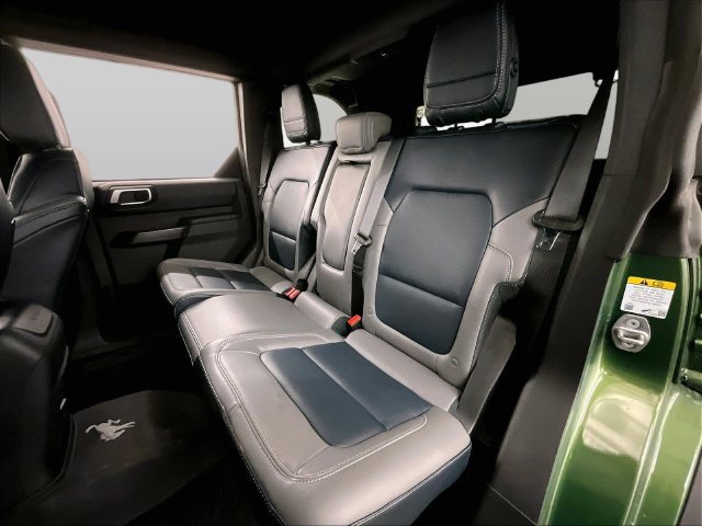 Used 2024 Ford Bronco Outer Banks w/ Sasquatch Package AWD/4WD image 25