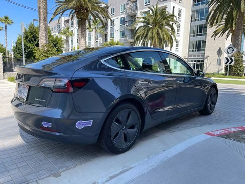 Used 2019 Tesla Model 3 Long Range image 12
