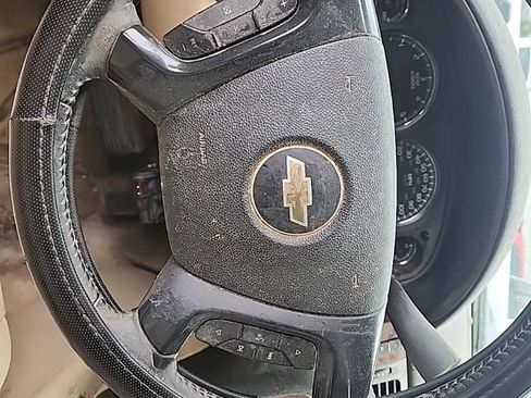 Used 2007 Chevrolet Tahoe LTZ w/ LTZ Preferred Equipment Group AWD/4WD image 19