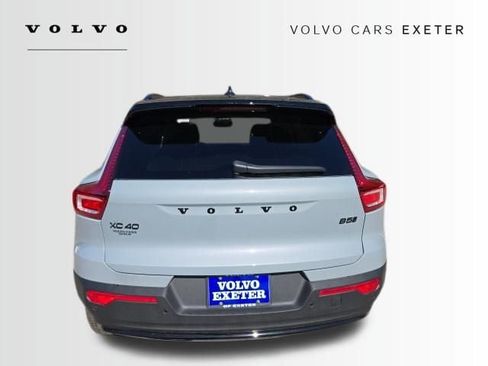 New 2026 Volvo XC40 B5 Ultra w/ Climate Package AWD/4WD image 6