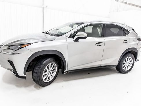Used 2019 Lexus NX 300 FWD w/ Comfort Package image 3