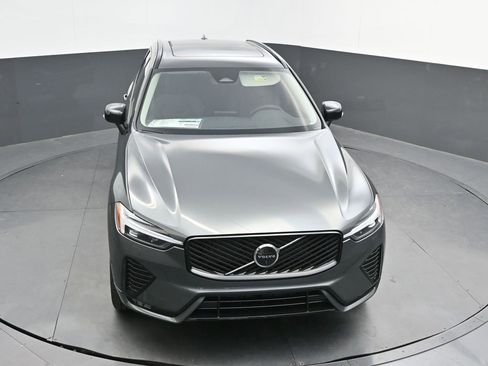 New 2026 Volvo XC60 B5 Plus w/ Climate Package image 30