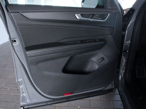 New 2026 Volkswagen Atlas Cross Sport SEL Premium R-Line image 10