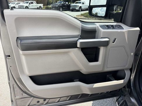 Used 2016 Ford F150 XLT w/ Equipment Group 302A Luxury AWD/4WD image 22