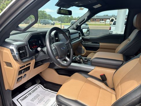 Used 2023 Ford F150 Lariat w/ FX4 Off-Road Package AWD/4WD image 20