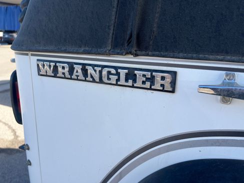 Used 1989 Jeep Wrangler Laredo image 17