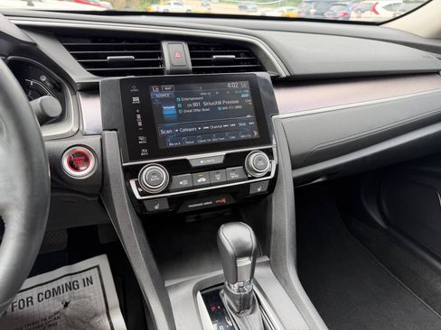 Used 2016 Honda Civic Touring image 23