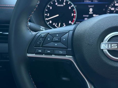 Used 2025 Nissan Sentra SR w/ Midnight Edition FWD image 24