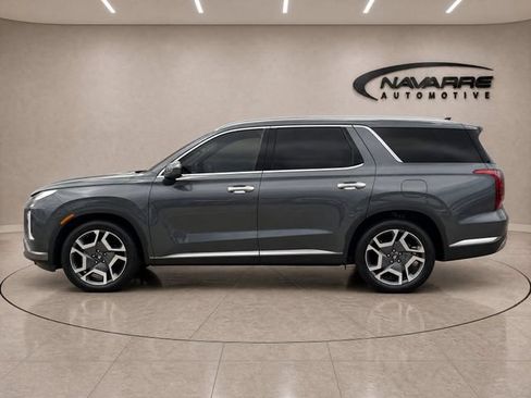 Used 2024 Hyundai Palisade Limited FWD image 5