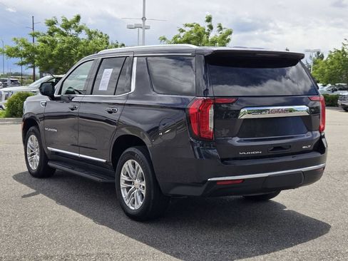 Used 2024 GMC Yukon SLT AWD/4WD image 12