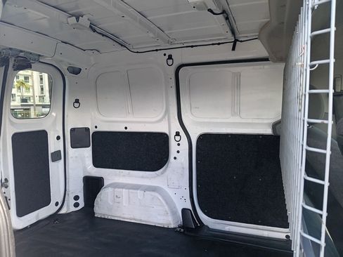 Used 2020 Nissan NV200 S w/ Back Door Glass Package image 14