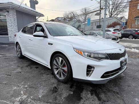 Used 2016 Kia Optima SX image 4