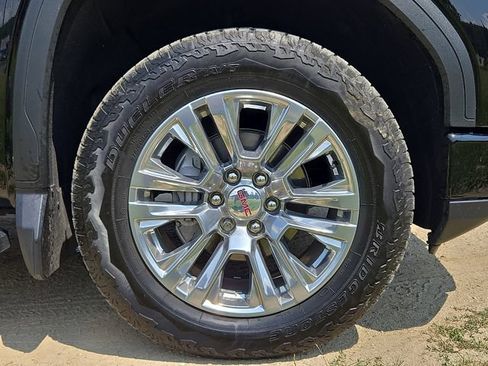 Used 2023 GMC Sierra 1500 Denali w/ Technology Package AWD/4WD image 28
