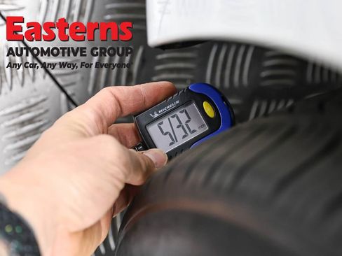 Used 2023 Tesla Model 3 Standard Range image 22