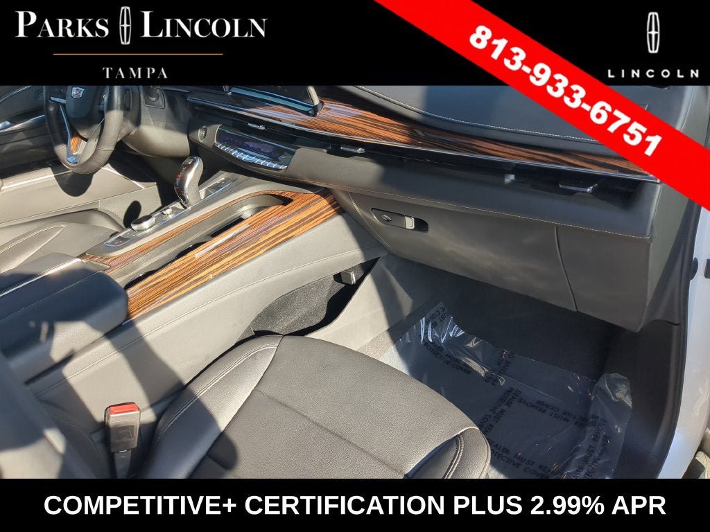 Used 2021 Cadillac Escalade Luxury AWD/4WD image 11