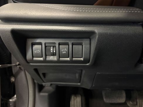 Used 2023 Subaru Outback Touring AWD/4WD image 20