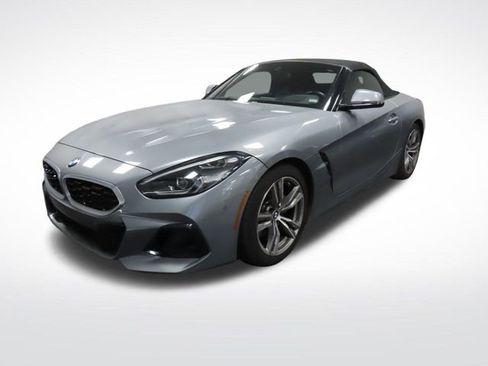 Used 2025 BMW Z4 sDrive30i image 1