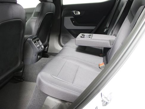 Used 2022 Polestar Polestar 2 image 31