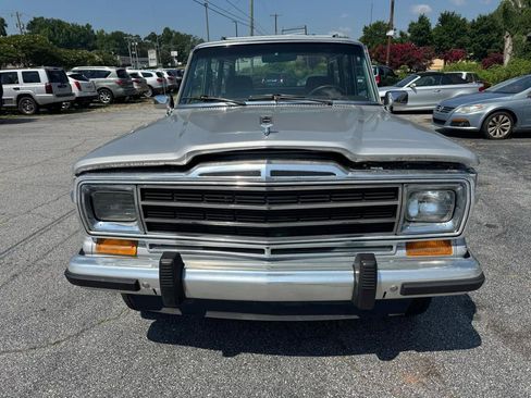 Used 1988 Jeep Grand Wagoneer AWD/4WD image 4