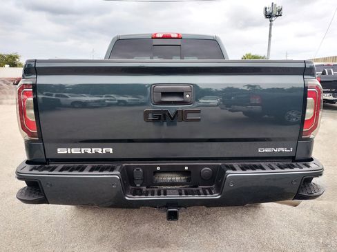 Used 2017 GMC Sierra 1500 Denali w/ Denali Ultimate Package AWD/4WD image 6