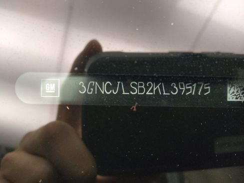 Used 2019 Chevrolet Trax LT w/ LT Convenience Package image 33