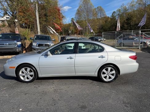 Used 2005 Lexus ES 330 image 4