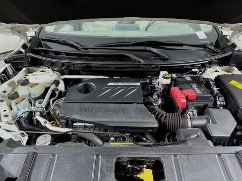 Used 2023 Nissan Rogue SV w/ SV Premium B Package FWD image 33